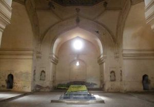 Qutub Shahi tombs